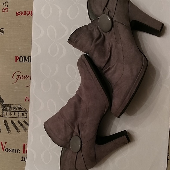 Slouchy ankle boots - Picture 2 of 4